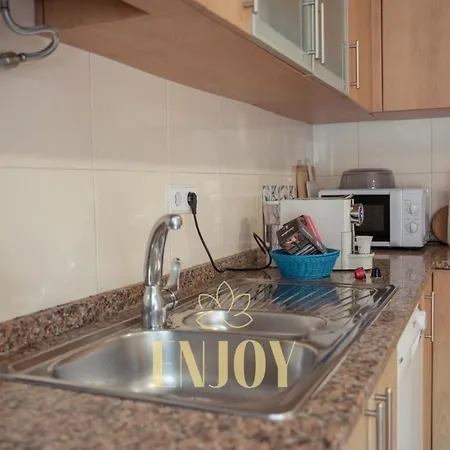 Enjoy Flat By Tonsdeverde Apartmán