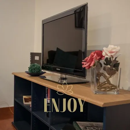 Enjoy Flat By Tonsdeverde Apartment Braga