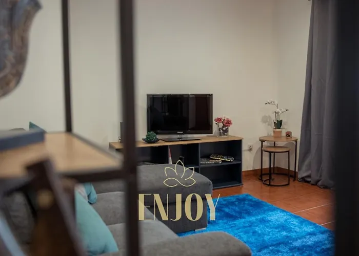 Апартаменти Enjoy Flat By Tonsdeverde Брага